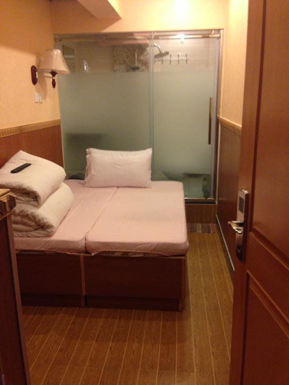 Kowloon New Hostel Buitenkant foto