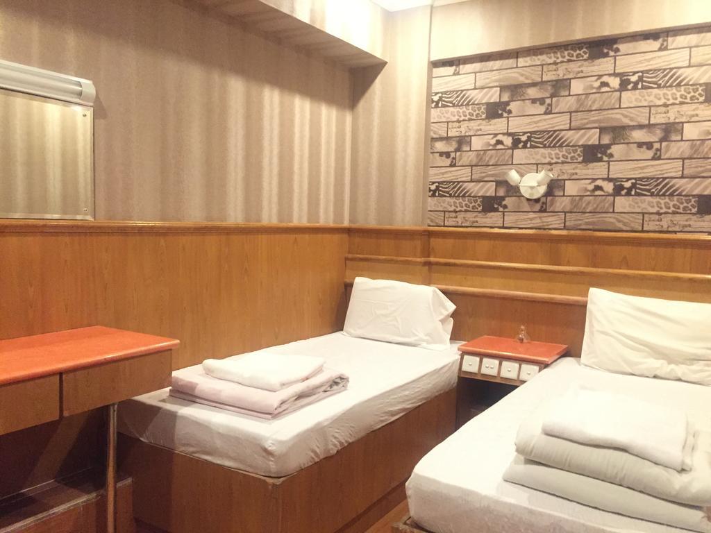 Kowloon New Hostel Buitenkant foto