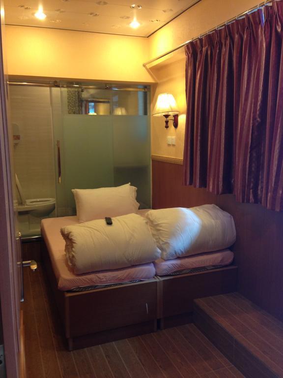 Kowloon New Hostel Buitenkant foto