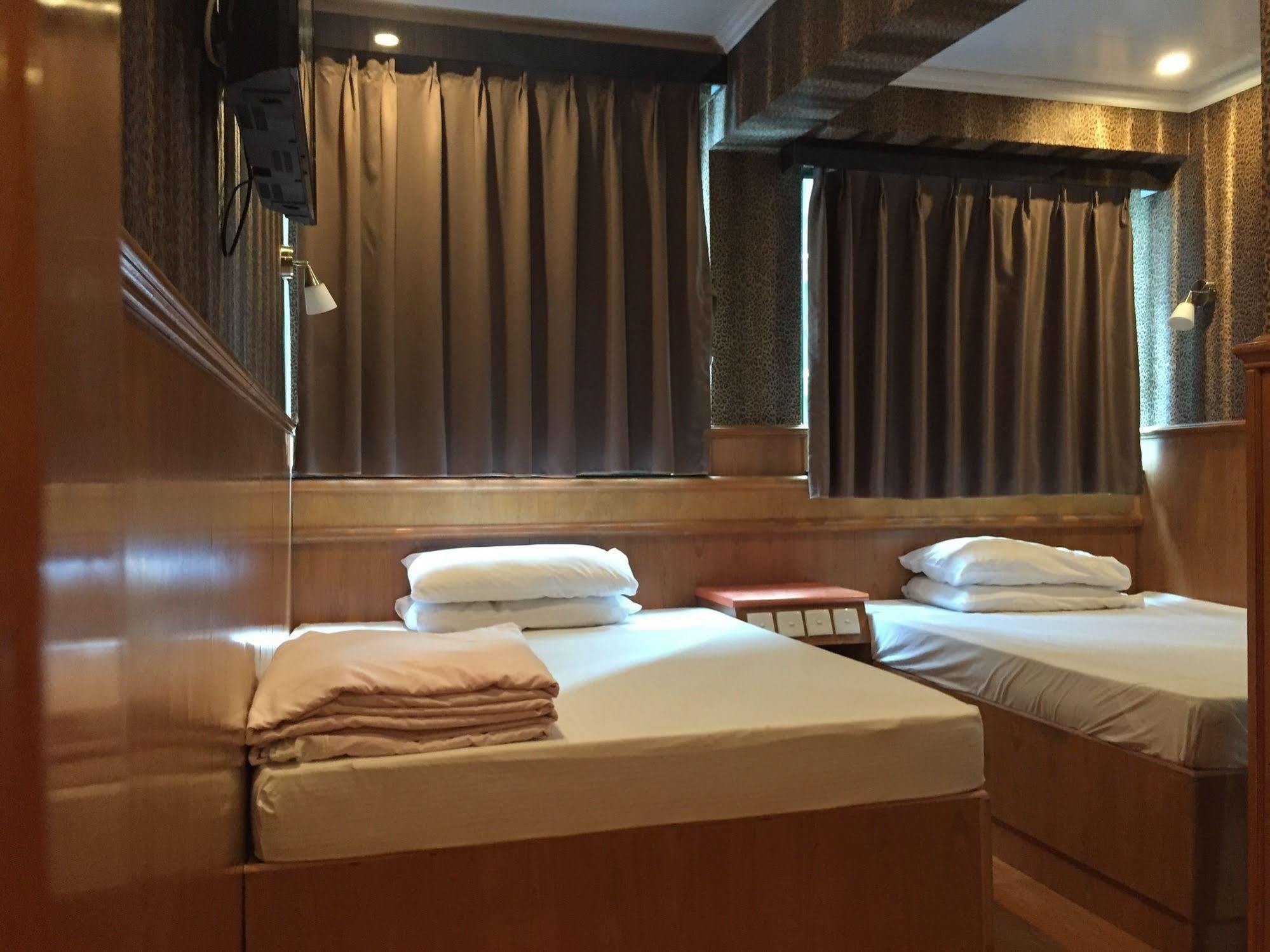 Kowloon New Hostel Buitenkant foto